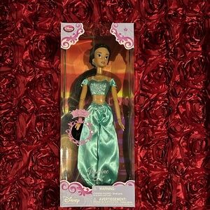 Disney Jasmine Doll in Sparkling Aqua Ensemble